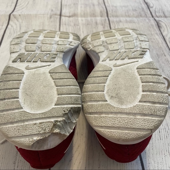 Nike Running Shoes - Picture 11 of 12